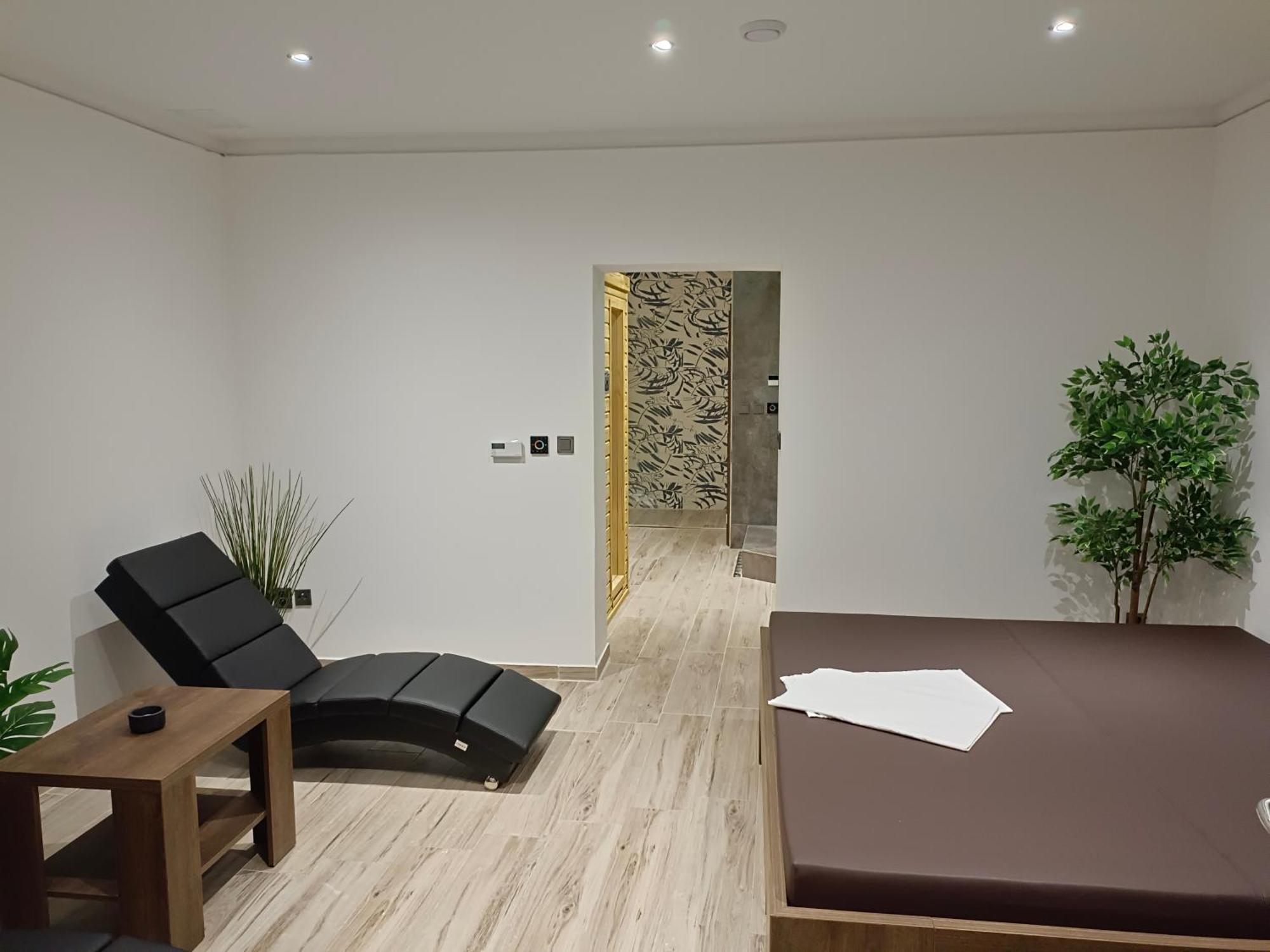 Penzion A Wellness - Jilan, Naves Svobody 39, أولوموك المظهر الخارجي الصورة